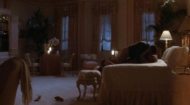 Basic.Instinct 1992 clip