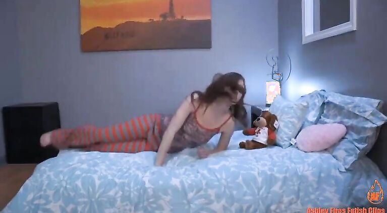 Anya Oslen must please her Brother