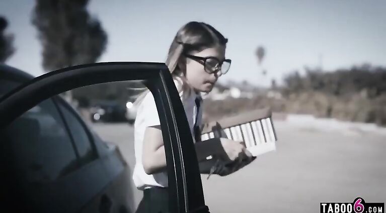 Nerdy teen takes r. on two bullies making them DP her