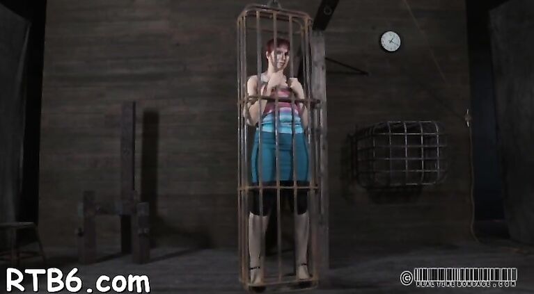 Sexy beauty is to lie inside a strapped body b.