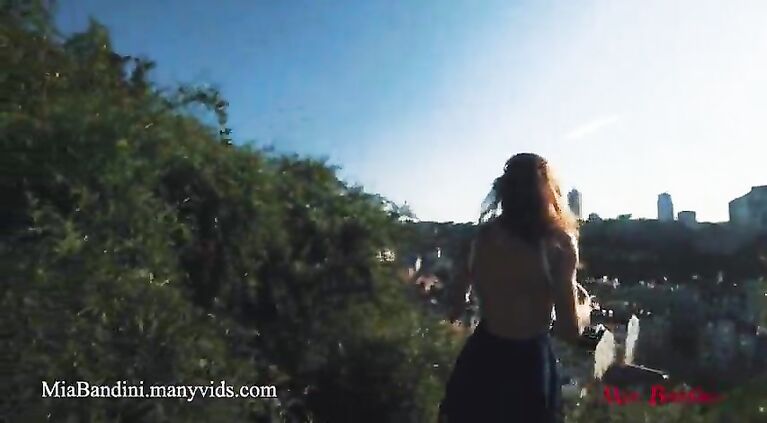 Outdoor sex in public panoramic view with cumshot on mouth. Mia Bandini