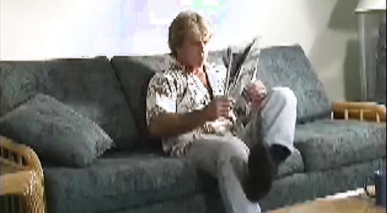 2. The drunk wive was forced to give an amateur blowjob in a homemade forced family porn scene.
