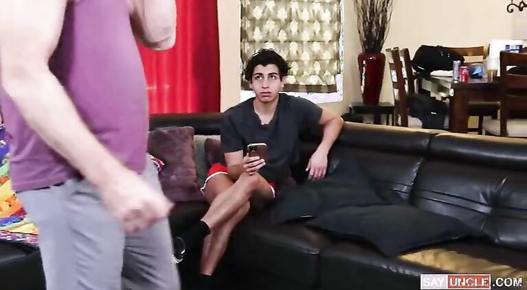 Amateur homemade scene with two hot hunks and his brothers for family porn.
