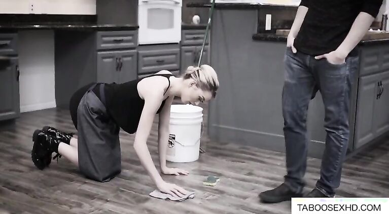 Rusian housekeeper fuck young guy for cash