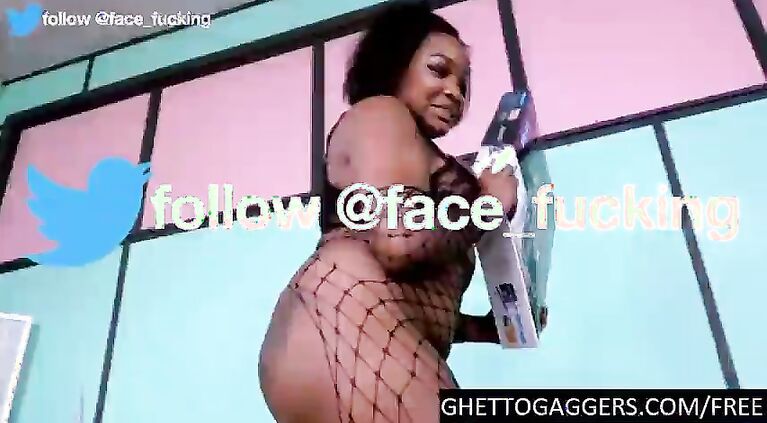 Black looter punished with deepthroat