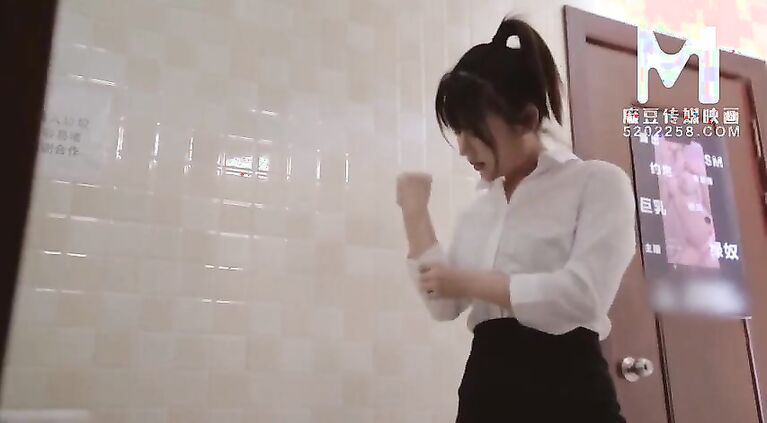 [Domestic] Madou Media Works/MD0014-Toilet Ra 001/View for free