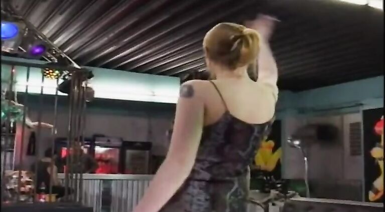 d. GERMAN GIRL  FUCKED ON THE DANCE FLOOR20160602 121923