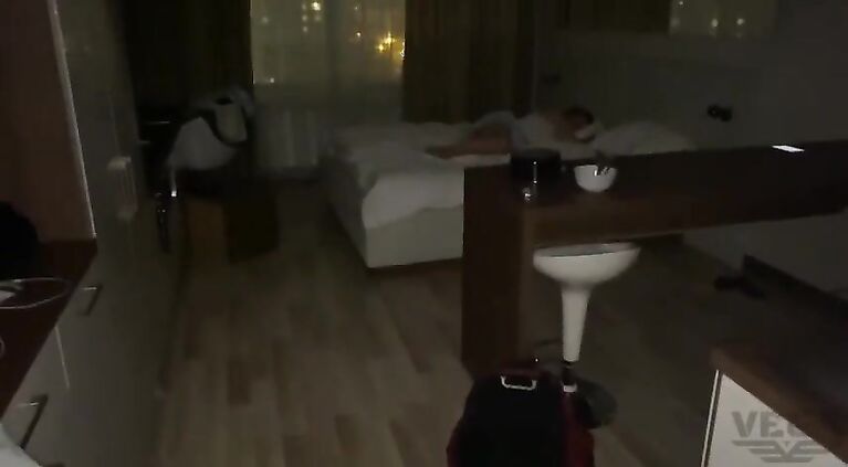 When I cleaned the hotel room I found a girl who didn’t wake up and miss check out.( Mr.sandman #2)