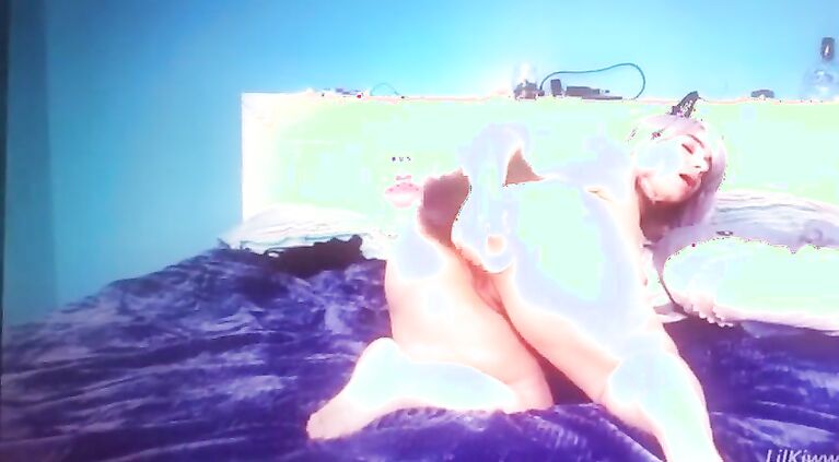 PAWG Wakes up to a Juicy CREAMPIE after a long night! *Full version on XVideos RED*