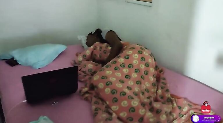 Abuso Sexual El Arrendatario me Llena la Cara de Leche Antes de Dormir Asi Me Cobro el Alquiler en Medellin Colombia Hot Latina https://onlyfans.com/hotlatiina