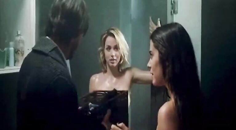 Lorenza Izzo and Ana de Armas threesome in Knock Knock