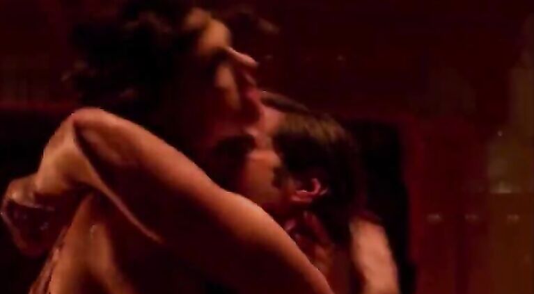 Femme Fatale Sex Scenes