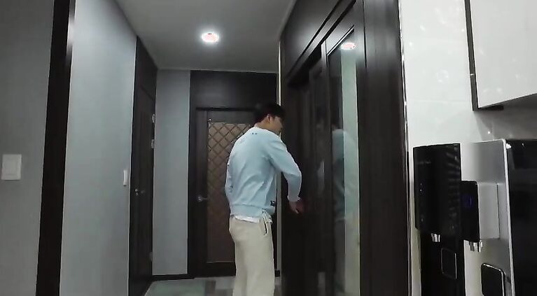 Brother's Girl Korean Part 1 - Full moive at: http://bit.ly/2Q9IQmo