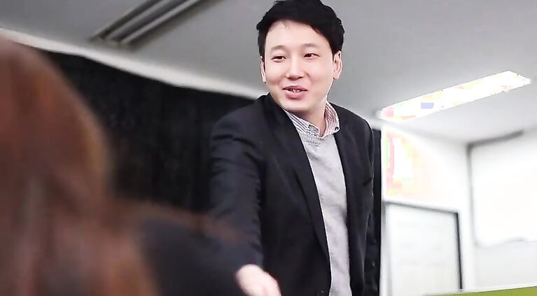 Korean Office Movie | Full: http://bit.ly/2QBCLyB